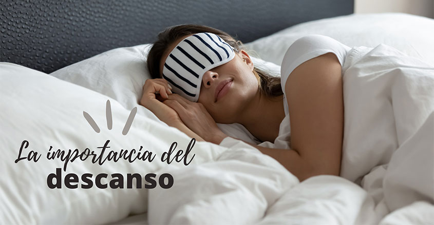 Mujer durmiendo imagen para la importancia del descanso quiropráctico Barcelona
