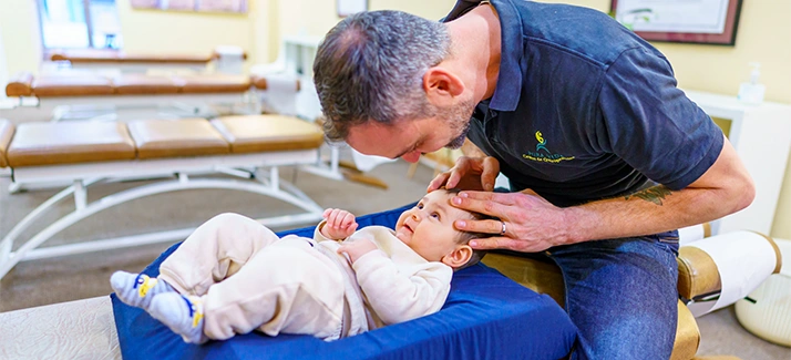 Cómo sufren los cólicos los bebés en Badalona España y qué puedes hacer al respecto
